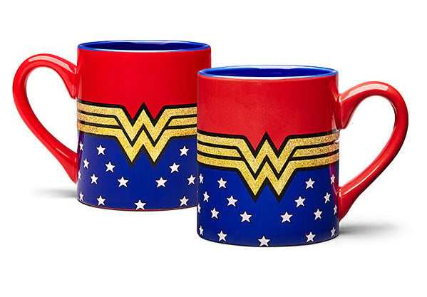 jigr_wonder_woman_glitter_14oz_mug.jpg